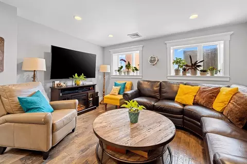 Living - 45 Main St #39, Wareham, MA 02571 photo 1 of 1