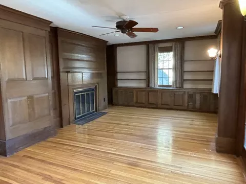 Living - 367 Maple St, Danvers, MA 01923 photo 1 of 6