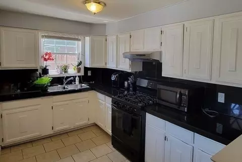 Kitchen - 6 Pinevale St # -8, Springfield, MA 01151 photo 1 of 4