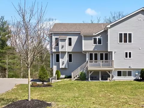 401 Old Bridge Ln #401, Bellingham, MA 02019
