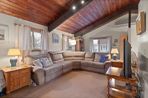 152 Cherry St, Gloucester, MA 01930 photo 4