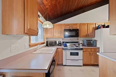152 Cherry St, Gloucester, MA 01930 photo 12