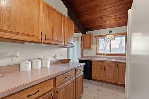 152 Cherry St, Gloucester, MA 01930 photo 15