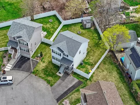 Exterior - 33 Tiffany Dr, Fall River, MA 02723 photo 9 of 11