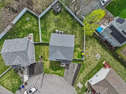 Exterior - 33 Tiffany Dr, Fall River, MA 02723 photo 7 of 11