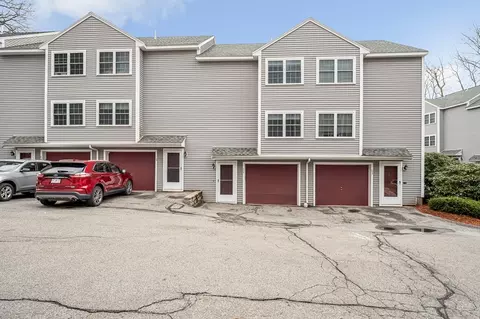 80 Smith St #2C, Lowell, MA 01851