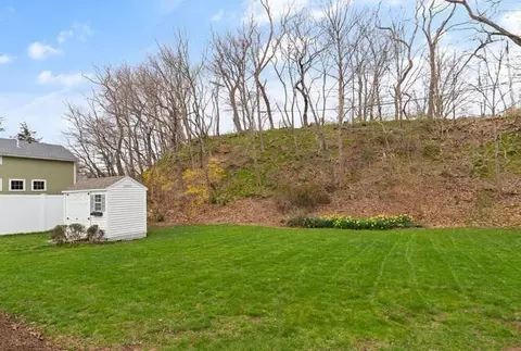 Exterior - 6 Ronna Rd, Gloucester, MA 01930 photo 8 of 13