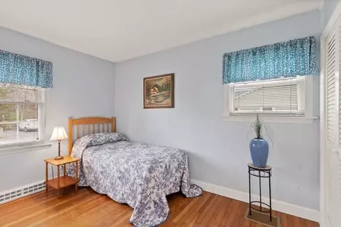 Bedroom - 6 Ronna Rd, Gloucester, MA 01930 photo 4 of 5