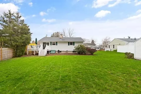 Exterior - 6 Ronna Rd, Gloucester, MA 01930 photo 4 of 13