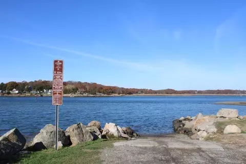 Exterior - 6 Ronna Rd, Gloucester, MA 01930 photo 12 of 13
