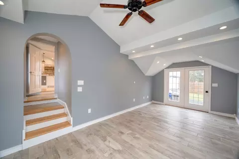 4 Eileen Rd, Milton, MA 02186 photo 9
