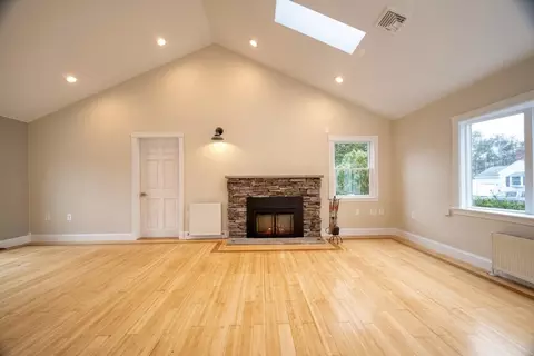 4 Eileen Rd, Milton, MA 02186 photo 5