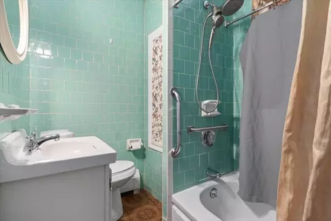 Bath - 128 Diman St, Fall River, MA 02721 photo 2 of 3