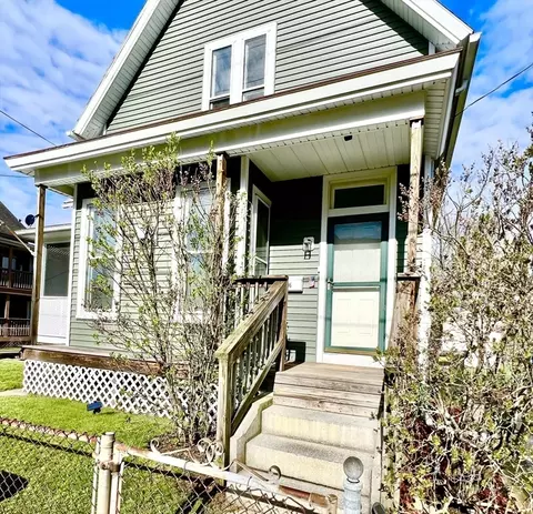 Exterior - 96 Chase Ave, Webster, MA 01570 photo 15 of 17