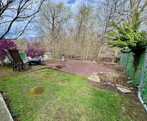 Exterior - 96 Chase Ave, Webster, MA 01570 photo 12 of 17