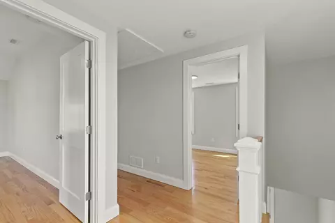 Entry Way - 30 Twelfth St, Wareham, MA 02558 photo 3 of 3