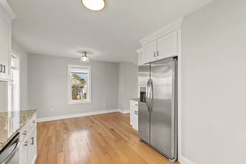 Dining - 30 Twelfth St, Wareham, MA 02558 photo 1 of 1