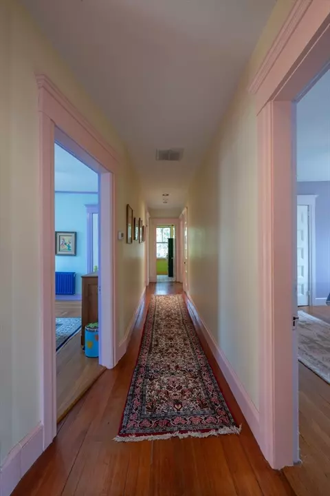 Entry Way - 48 Lyman Rd, Northampton, MA 01060 photo 2 of 3