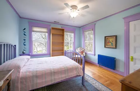 Bedroom - 48 Lyman Rd, Northampton, MA 01060 photo 3 of 8