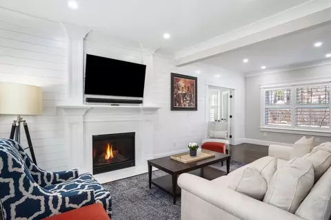 Living - 46 Overbrook Dr, Wellesley, MA 02482 photo 1 of 5