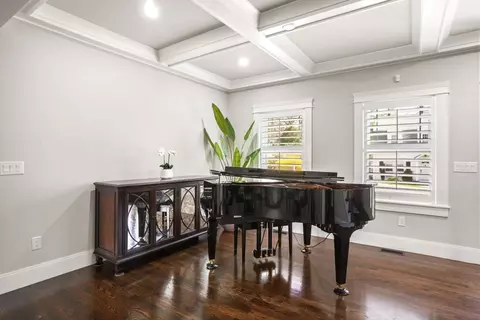 Entry Way - 46 Overbrook Dr, Wellesley, MA 02482 photo 2 of 2