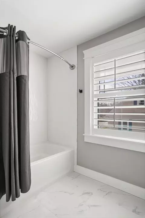 Bath - 46 Overbrook Dr, Wellesley, MA 02482 photo 3 of 4