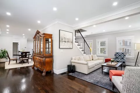 Living - 46 Overbrook Dr, Wellesley, MA 02482 photo 3 of 5
