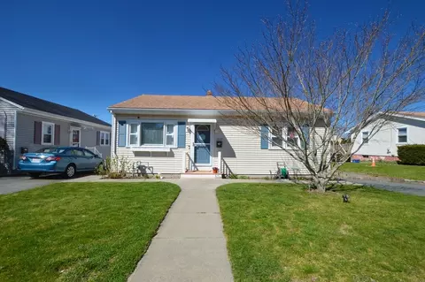 139 Seabury St, New Bedford, MA 02745