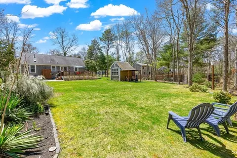 Exterior - 19 Saddleback Rd, Mashpee, MA 02649 photo 9 of 9