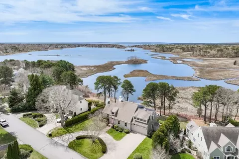 View/Area - 47 Bayshore Dr, Mashpee, MA 02649 photo 5 of 10