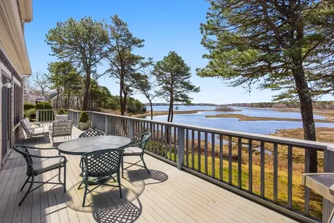 Exterior - 47 Bayshore Dr, Mashpee, MA 02649 photo 3 of 6