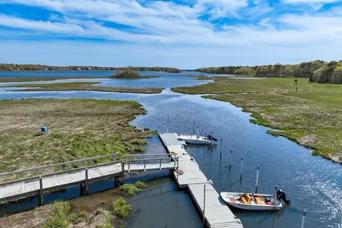 View/Area - 47 Bayshore Dr, Mashpee, MA 02649 photo 1 of 10