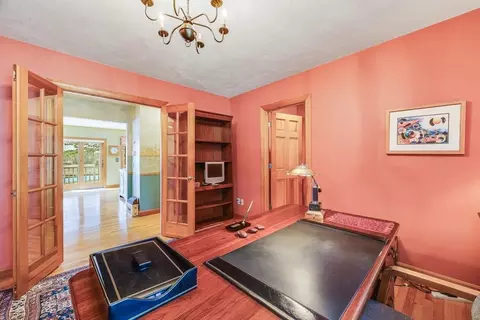 Living - 47 Bayshore Dr, Mashpee, MA 02649 photo 3 of 4
