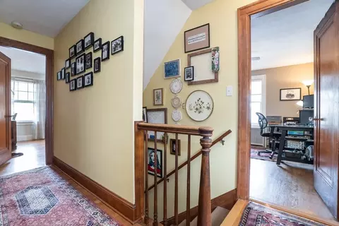 Entry Way - 12 Pinehurst Rd, Holyoke, MA 01040 photo 3 of 3