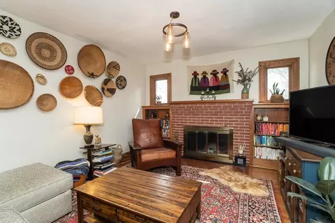 Living - 12 Pinehurst Rd, Holyoke, MA 01040 photo 1 of 2