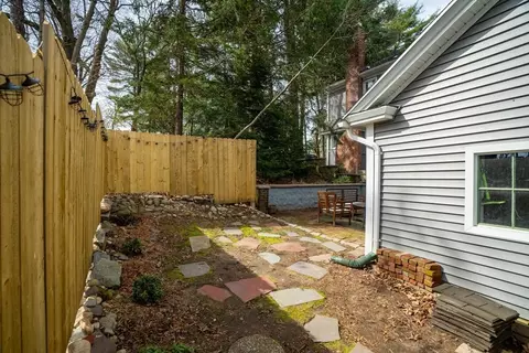 Exterior - 12 Pinehurst Rd, Holyoke, MA 01040 photo 11 of 11