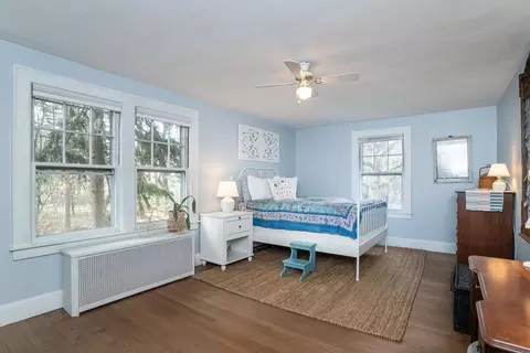 Bedroom - 12 Pinehurst Rd, Holyoke, MA 01040 photo 6 of 8