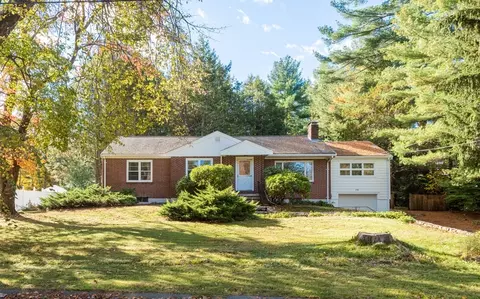 75 Bourque Rd, Lynnfield, MA 01940