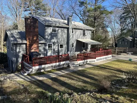 Exterior - 42 Longbow Rd, Danvers, MA 01923 photo 3 of 9