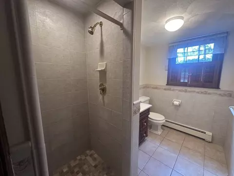 Bath - 42 Longbow Rd, Danvers, MA 01923 photo 1 of 4