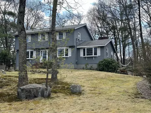 Exterior - 42 Longbow Rd, Danvers, MA 01923 photo 4 of 9