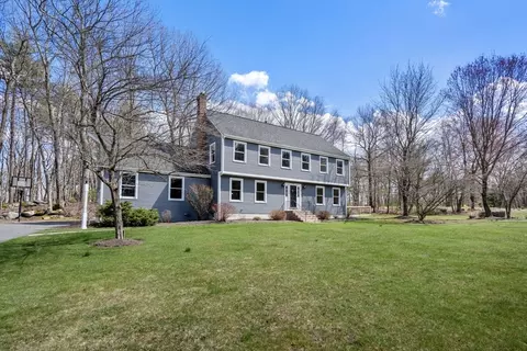 12 Valleywood Rd, Hopkinton, MA 01748