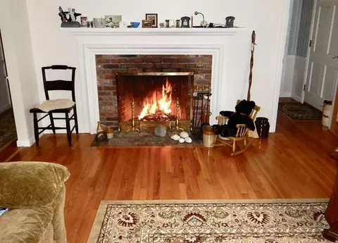 55 Cherry Ln, Amherst, MA 01002 photo 7