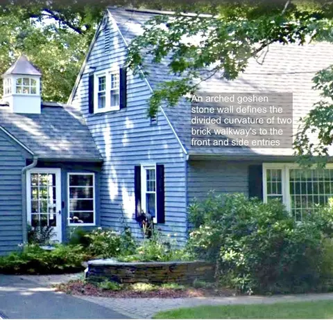 55 Cherry Ln, Amherst, MA 01002 photo 2