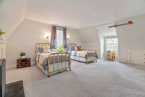 285 Clinton Rd, Brookline, MA 02445 photo 21