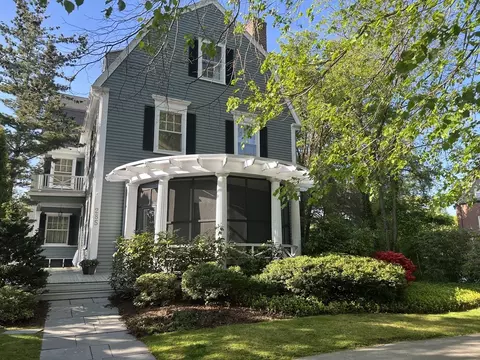 285 Clinton Rd, Brookline, MA 02445
