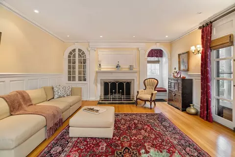 285 Clinton Rd, Brookline, MA 02445 photo 11