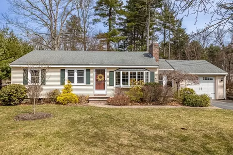 79 Oak Hill Rd, Westford, MA 01886
