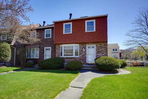 49 Prescott Dr #D-9, Chelmsford, MA 01863