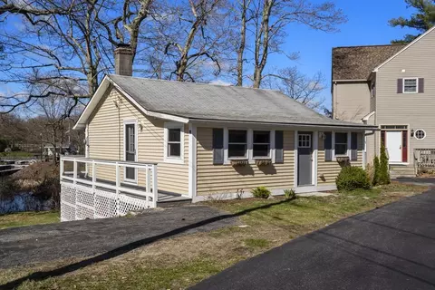 Exterior - 14 Cedar Dr, Webster, MA 01570 photo 3 of 9